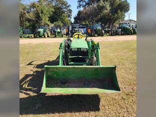 2016 John Deere 3032E