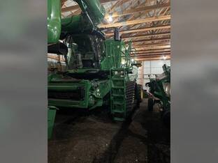 2024 John Deere X9 1100