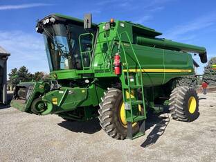 2010 John Deere 9770 STS