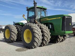 John Deere 9320