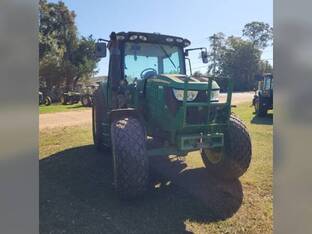2012 John Deere 6105R