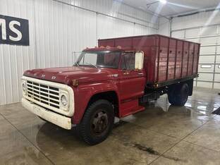 1975 Ford F600