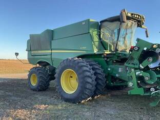 2021 John Deere S780