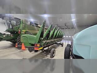 2016 John Deere 608C