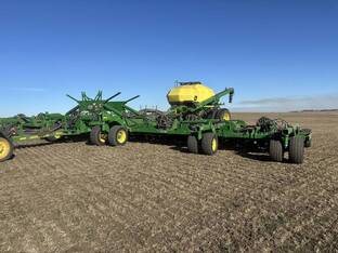 2018 John Deere 1890