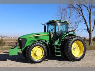 2003 John Deere 7920
