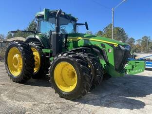 2022 John Deere 8R 340