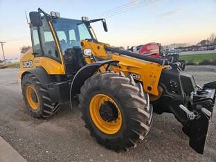 2025 JCB TM420