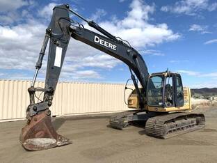 2012 John Deere 225D LC