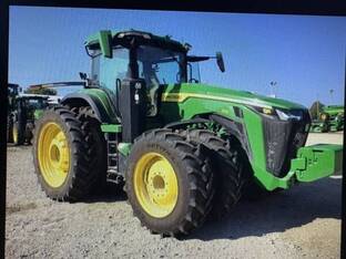 2023 John Deere 8R 370