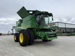 2022 John Deere S780