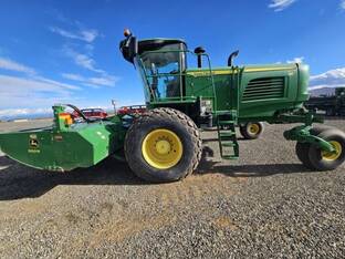 2015 John Deere W235