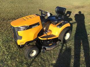 2016 Cub Cadet XT1 LT42