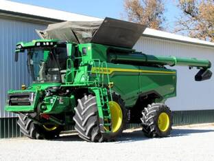 2025 John Deere S7 900
