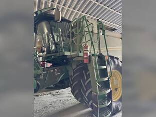 2023 John Deere S780