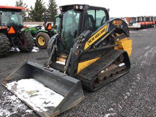 2023 New Holland C337