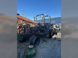 John Deere 7610