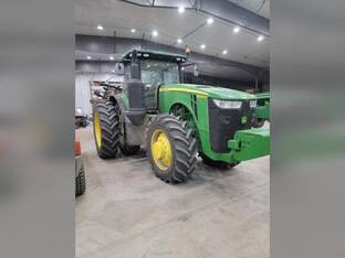 2017 John Deere 8245R