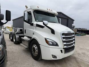 2019 Freightliner CASCADIA 116