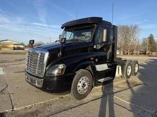 2018 Freightliner CASCADIA 125