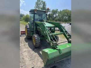 2018 John Deere 4052R