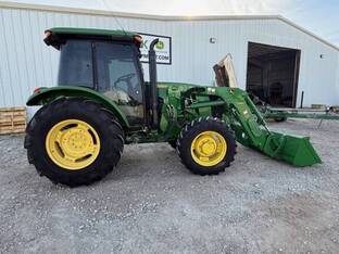2015 John Deere 5100E