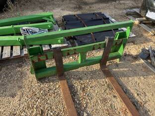 2022 John Deere AP11F