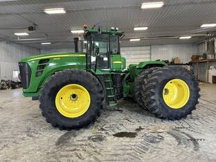 2011 John Deere 9530
