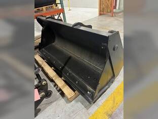 2025 JCB 92'' BUCKET