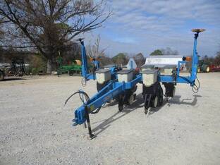 Kinze 2000