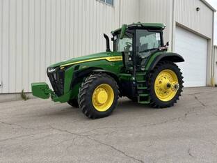 2025 John Deere 8R 340