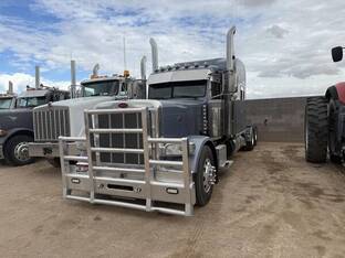 2020 Peterbilt 389