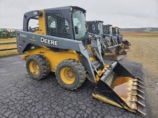 2011 John Deere 326D