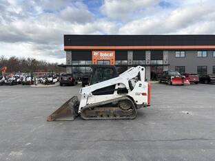 2021 Bobcat T740