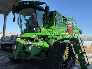 2022 John Deere S780