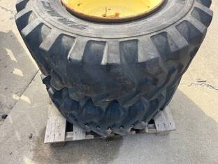 John Deere 15X19.5