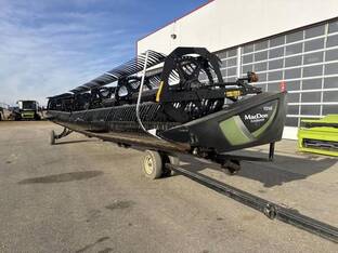 2020 MacDon Industries FD140