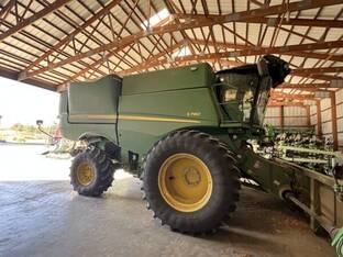 2023 John Deere S780