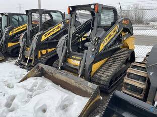 2017 New Holland C238