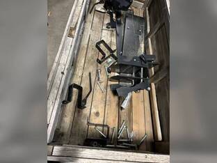 Unverferth 32894B ower rest brkt ass'm - like new t