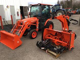 2023 Kubota LX2610HSDC