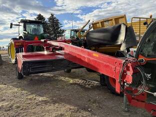 2025 Massey-Ferguson 1376