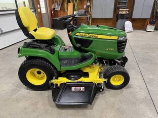 2018 John Deere X730