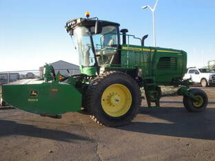2015 John Deere W235