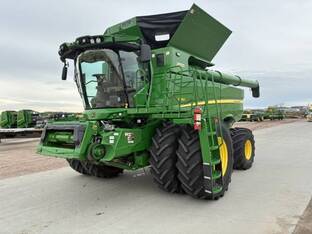 2024 John Deere S780