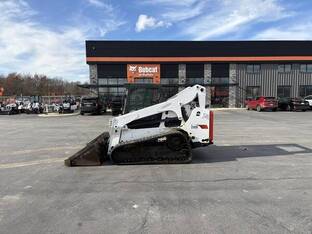 2021 Bobcat T740