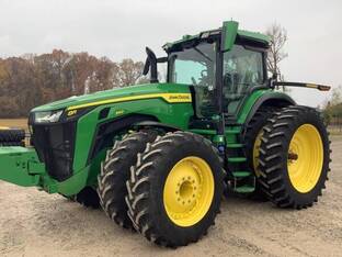 2022 John Deere 8R 340