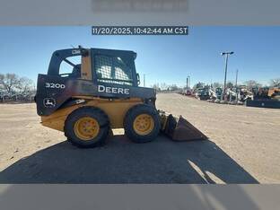 2012 John Deere 320D