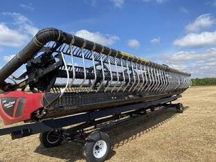 2022 MacDon Industries FD140