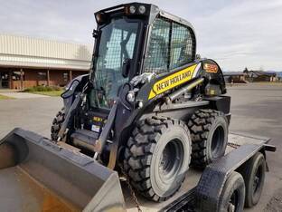 2021 New Holland L320